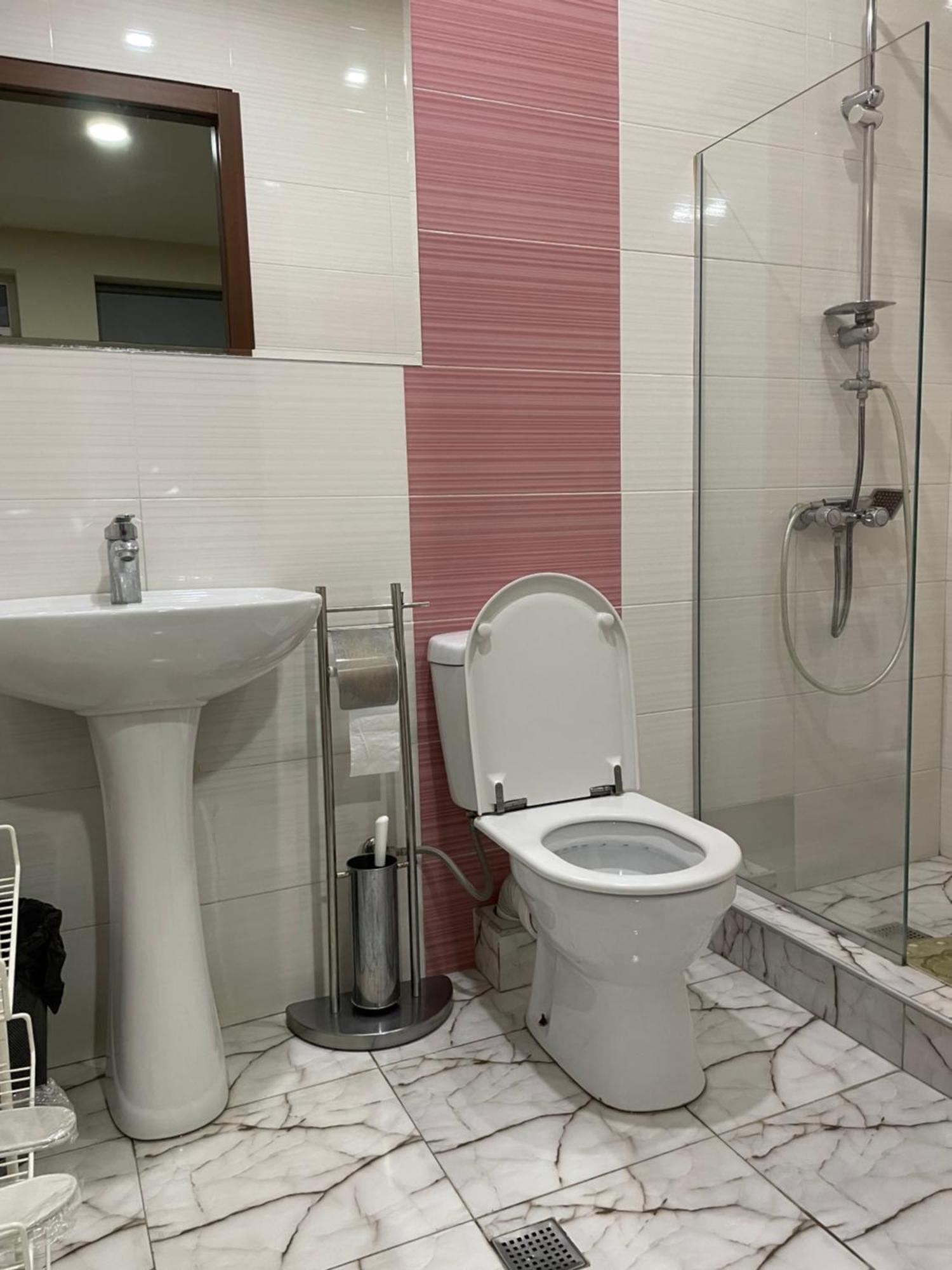 New Hotel Tiflis Dış mekan fotoğraf
