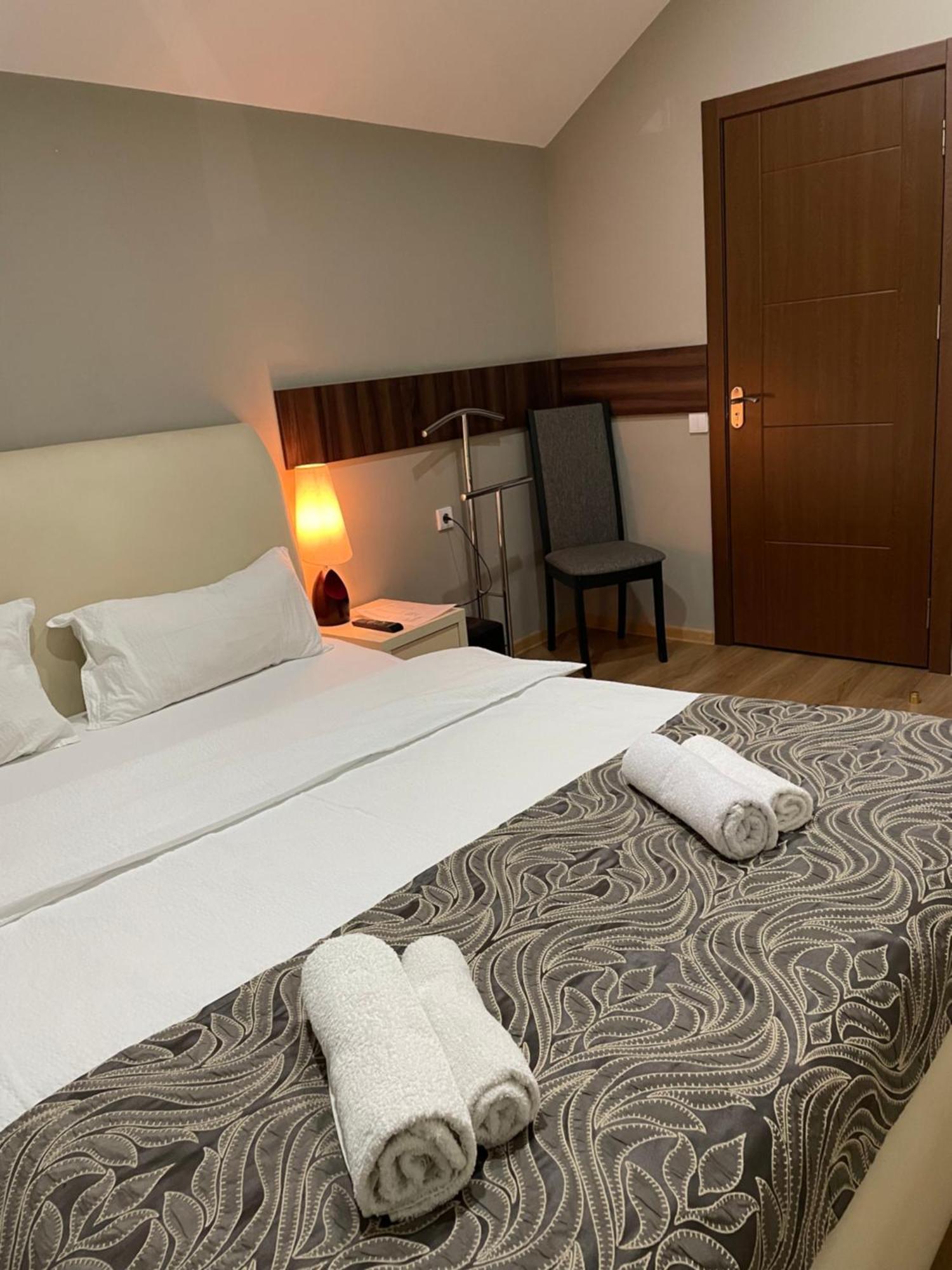 New Hotel Tiflis Dış mekan fotoğraf