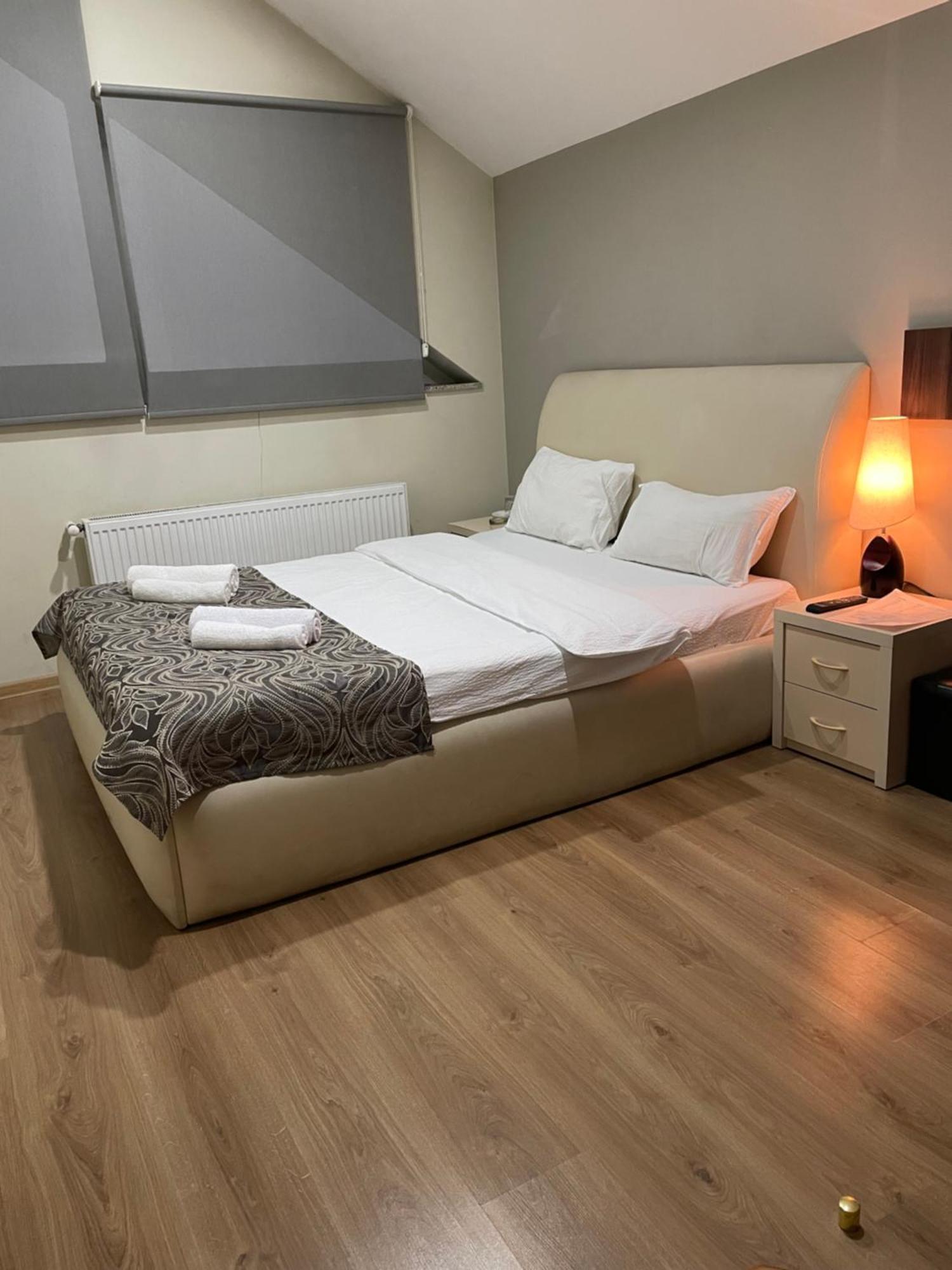 New Hotel Tiflis Dış mekan fotoğraf