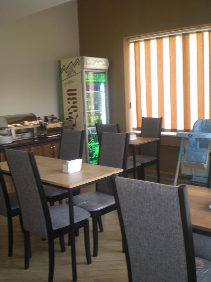 New Hotel Tiflis Dış mekan fotoğraf